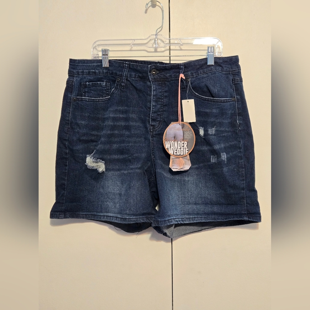 Hydraulic Women's Dark Blue Wonder Wedgie Jean Shorts- Size 18W
